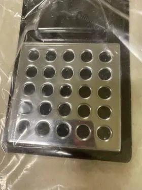 E4401 Ebbe Square Shower Drain Grate Silver