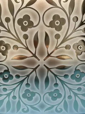 Main Street 816976037267 24 Peel And Stick Wall Tiles 8 X White Gold Leaves