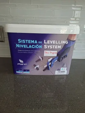 Peygran 772783115669 Tile Leveling System Super Kit 1/8 Inch 3mm Includes Pliers Tool 601 Pieces Peygran 772783115669 Tile Leveling System Super Kit 1/8 Inch 3mm Includes Pliers Tool 601 Pieces