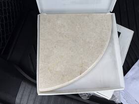 Rush River Stone Studios 650583 Marble Corner Tile Avorio Fiorito Austin Tan Pol