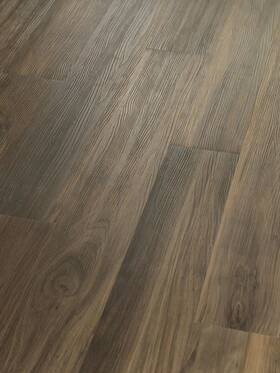 Shaw 5536v-00769 5536v In The Grain Ii 30 6 Inch X 48 Embossed Vinyl Flooring - Amaranth