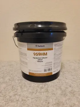 959hm Tarkett High Moisture Vinyl Tile And Plank Adhesive 1 Gallon Pail