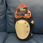 Alta Flex Flooring Nomar Kneepads New. Price: $29.99.