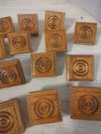 31 Vtg 2.5" Oak Rosette Cottagecore Corner Blocks Bullseye Design Fara House Used. Price: $54.95.