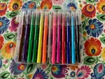 Pen Paint Markers Art Drawing 12 Set Crafts Rainbow New. Price: $25.00.