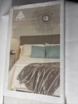 American Planking Brand Coastal White 10.9 Square Feet 6 Planks Wall Boarding New. Price: $50.00.