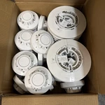Pack Of 18 Pcs Apollo Series Optical Smoke Detector 55000-650APO Used. Price: $475.00.